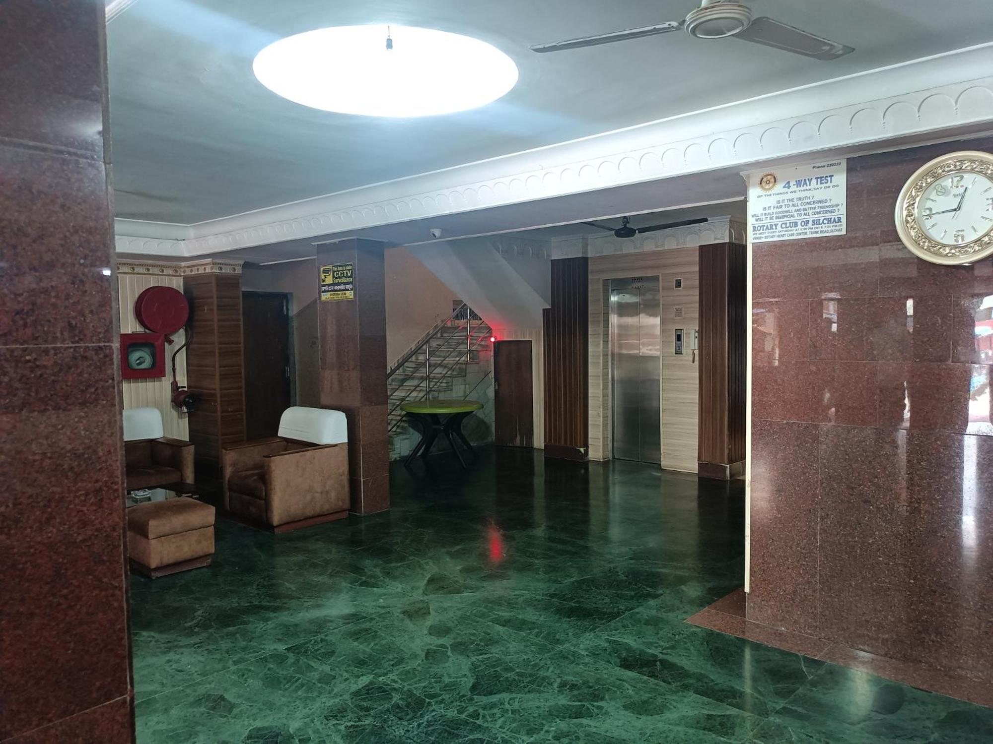 Hotel Sudakshina By Roh Силчар Экстерьер фото